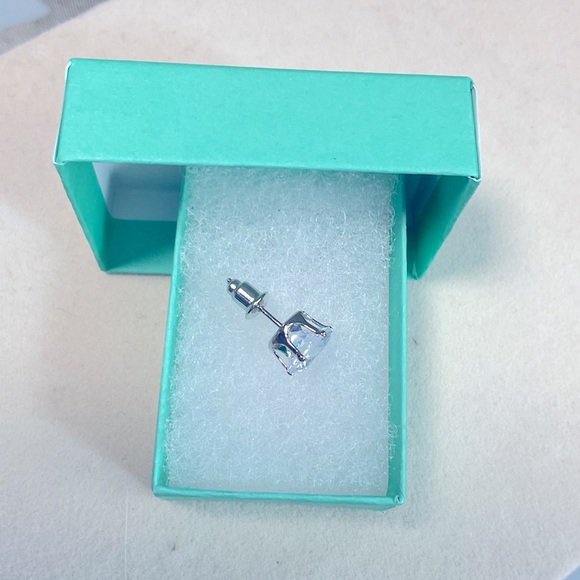 Men’s 9MM CZ Stainless Steel Post Back Diamond Stud (New) - Picture 3 of 3